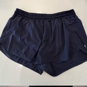 Lululemon track that short